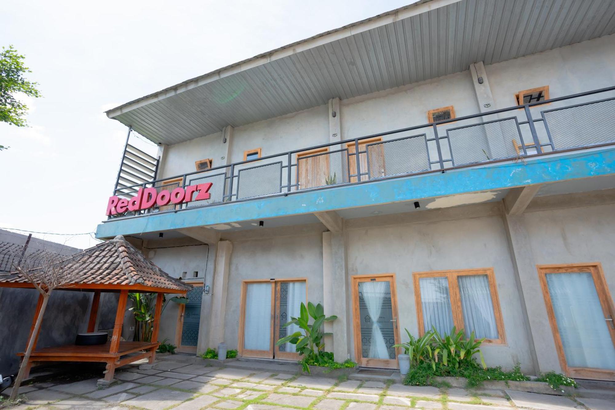 Reddoorz Syariah Near Lombok Epicentrum Mall Mataram Exterior photo