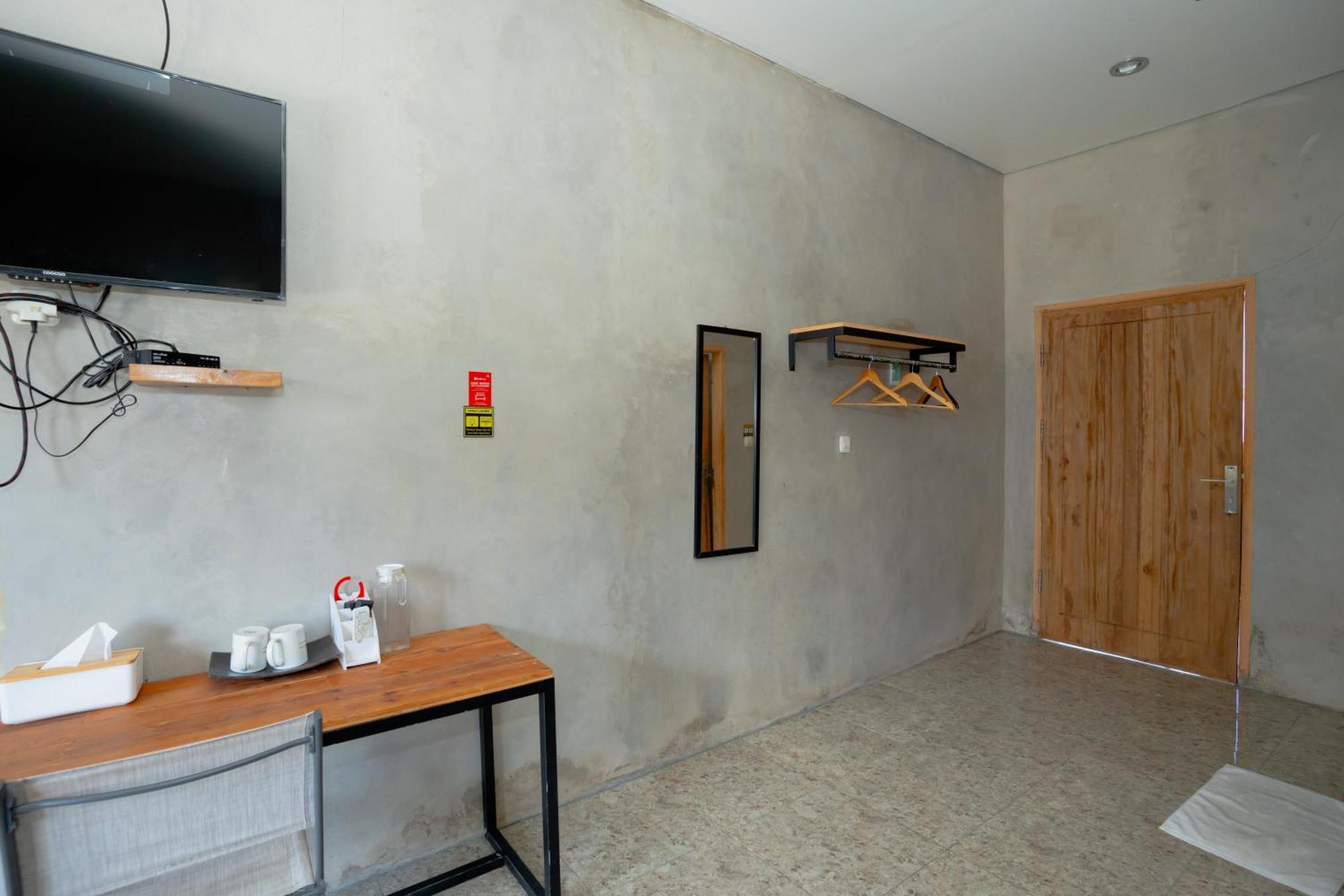 Reddoorz Syariah Near Lombok Epicentrum Mall Mataram Exterior photo