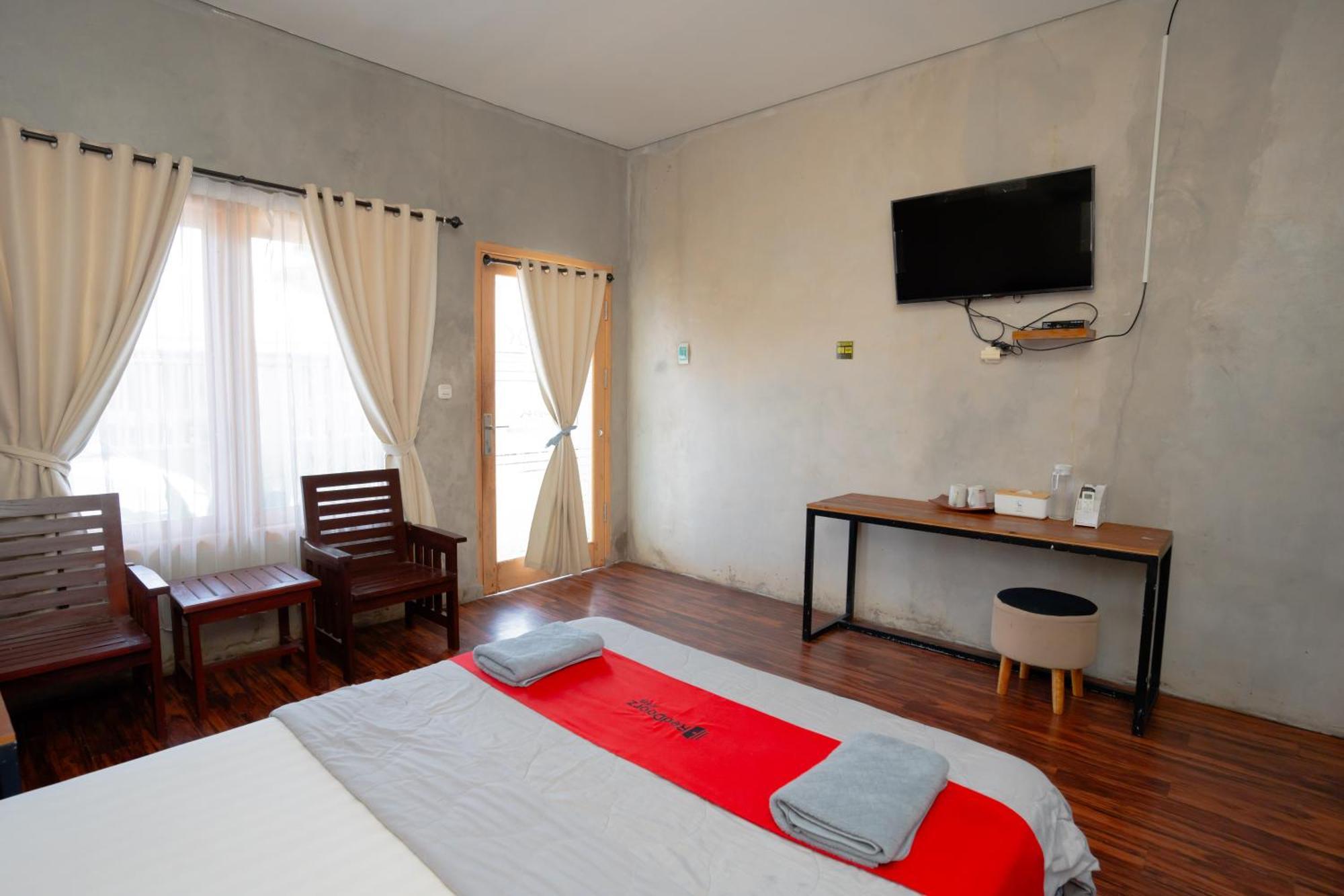 Reddoorz Syariah Near Lombok Epicentrum Mall Mataram Exterior photo