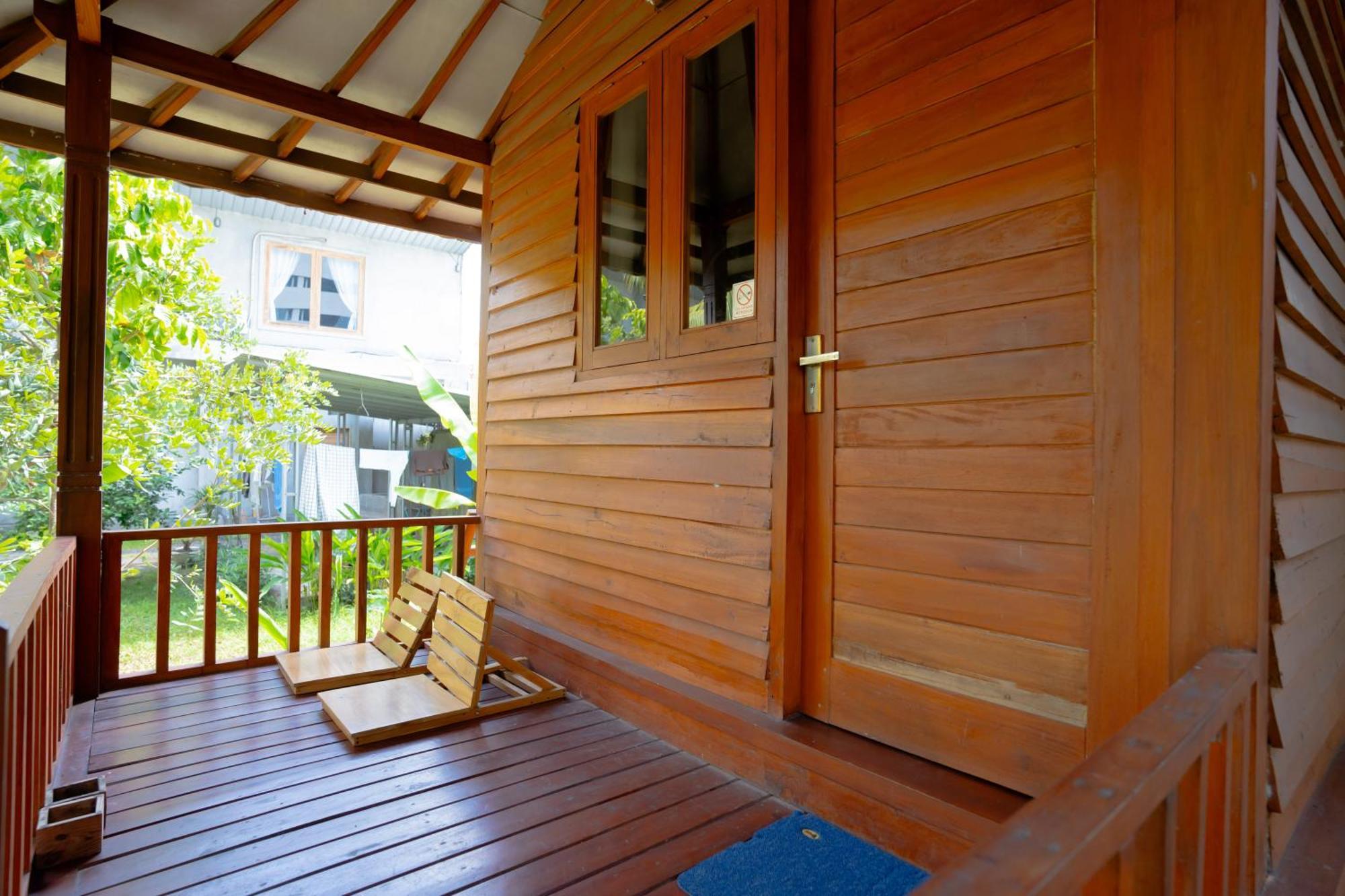 Reddoorz Syariah Near Lombok Epicentrum Mall Mataram Exterior photo
