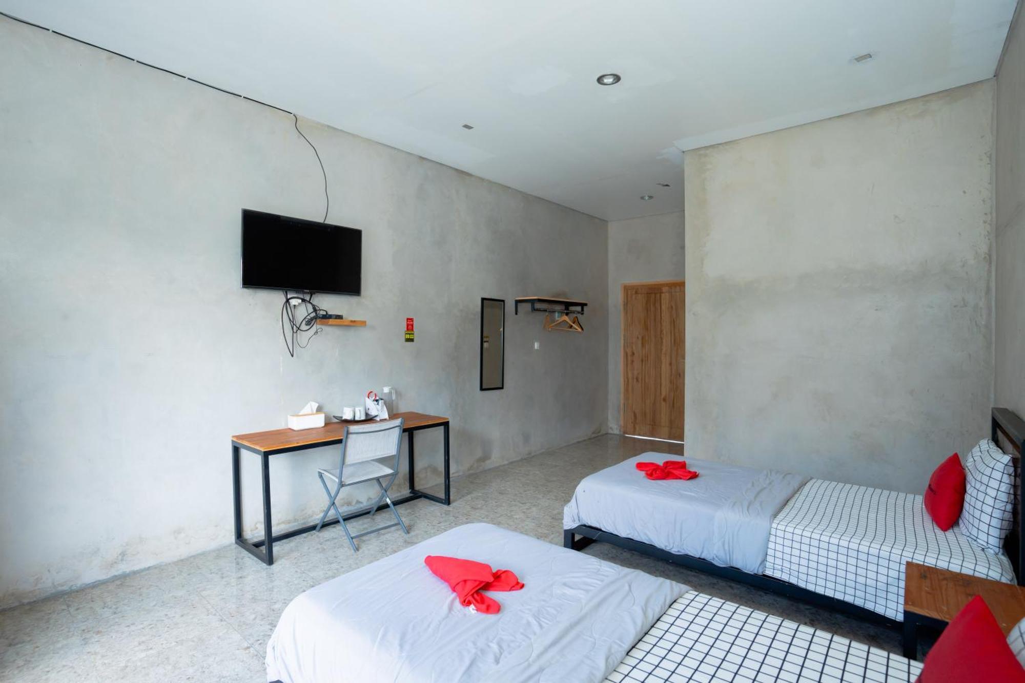 Reddoorz Syariah Near Lombok Epicentrum Mall Mataram Exterior photo