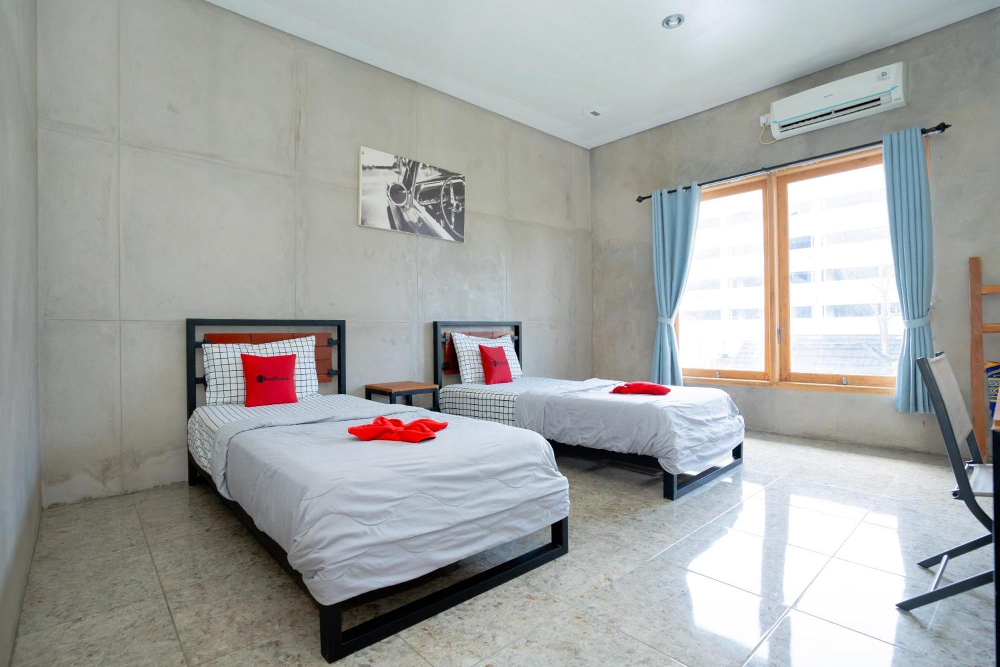 Reddoorz Syariah Near Lombok Epicentrum Mall Mataram Exterior photo
